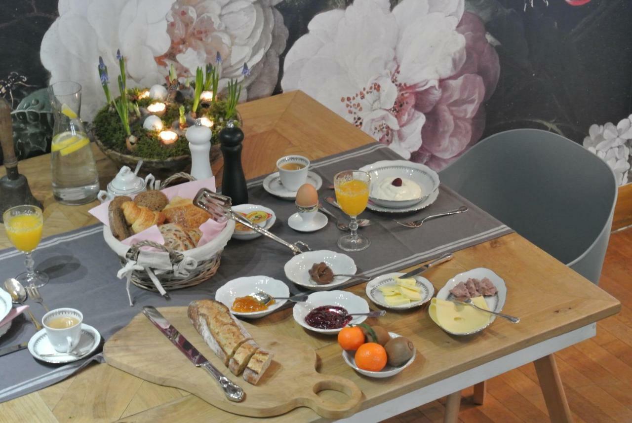Boutique Hotel B&B Fleurie Saint-Amand-Mont-Rond Exterior foto
